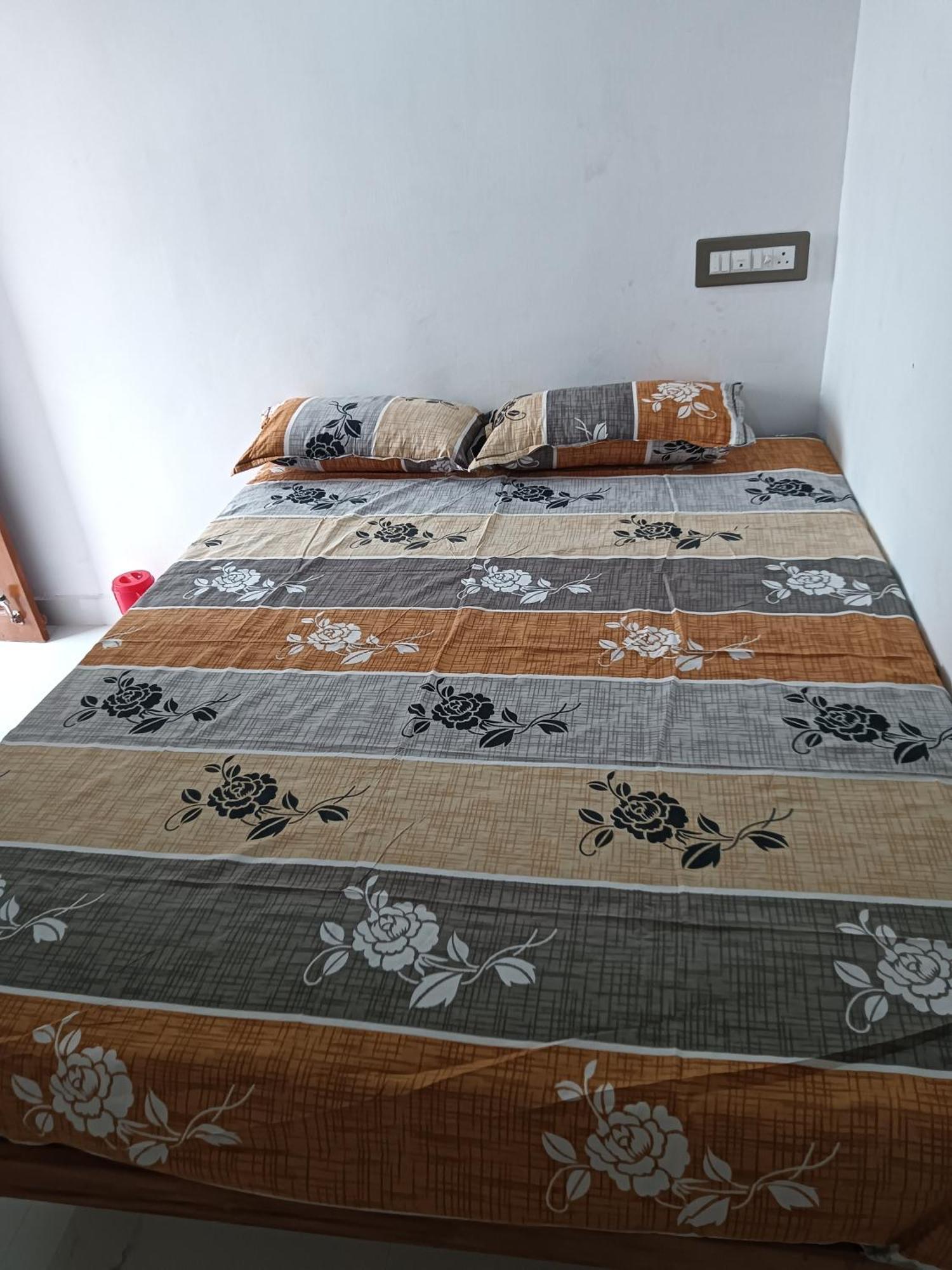 Vmg Vinayaga Residency Hotel Thiruchendur Bagian luar foto